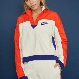 NWT Nike Sportswear Women's Cropped Fleece Size M